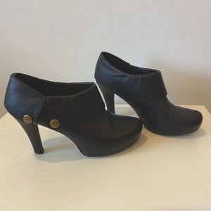 3/$30💚Madden Girl black platform heel shoes size 8.5 womens